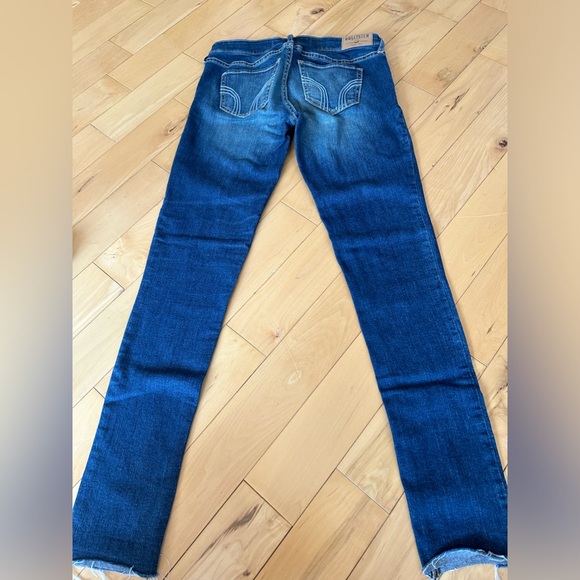 Hollister Skinny Jeans Size 27 - Picture 2 of 3